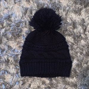 Pom Pom Beanie